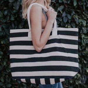 VICI Large Tote Bag NEW